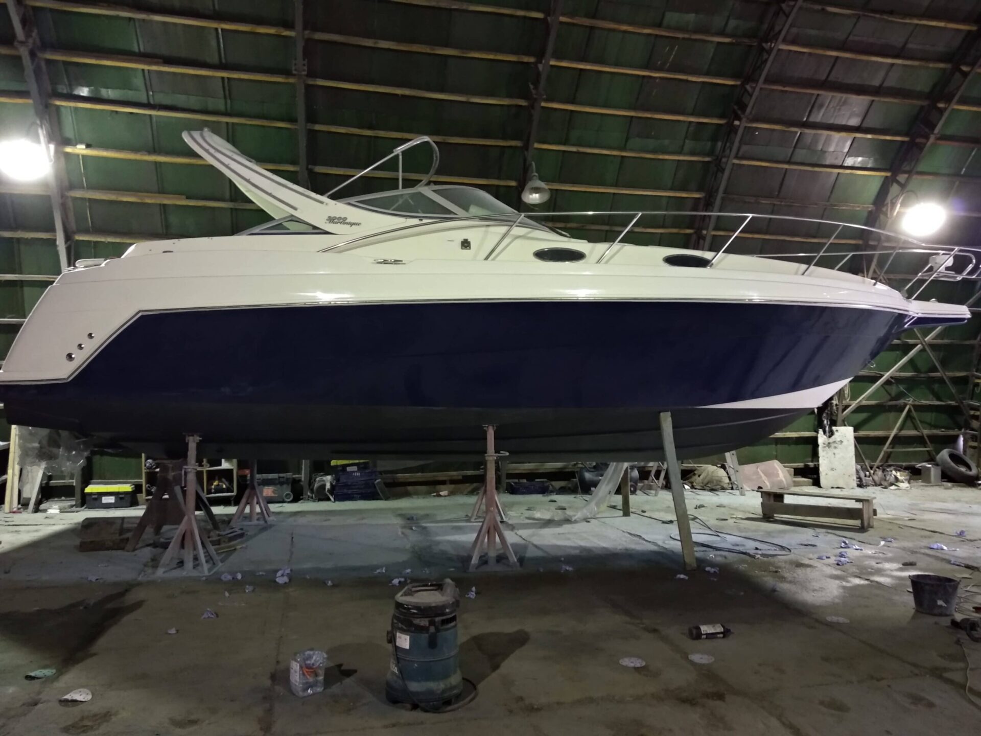 Капитальный ремонт катера 30 футов + изготовление и установка кринолина